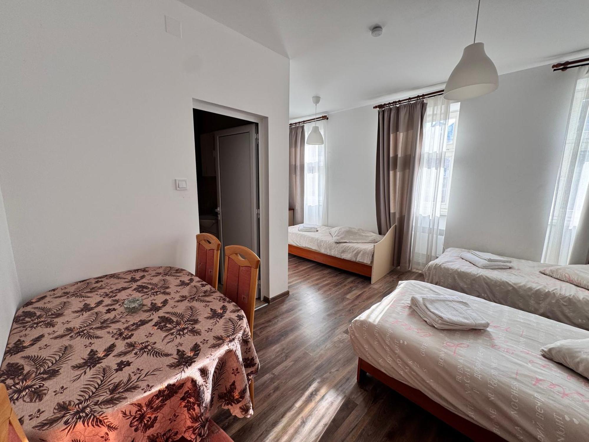 Pension NV Lutherstadt Eisleben Bagian luar foto